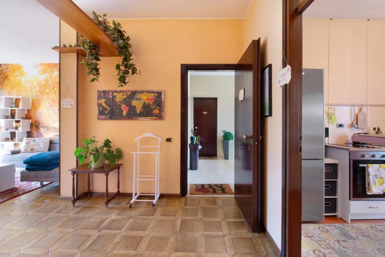 Appartamento House Of Roses Con Vista Duomo Como Bagian luar foto