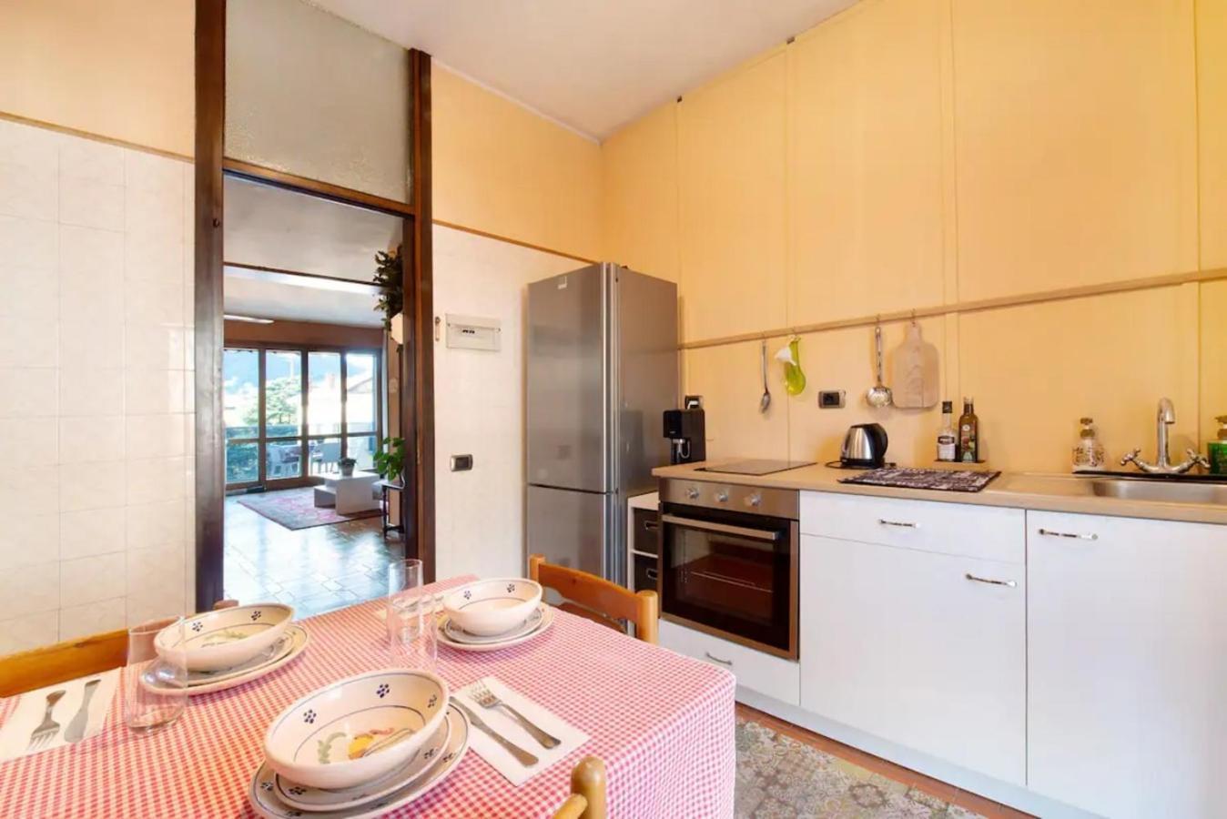 Appartamento House Of Roses Con Vista Duomo Como Bagian luar foto